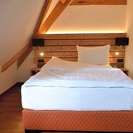 Hotel Am Zehntstadl & Sauna 3*